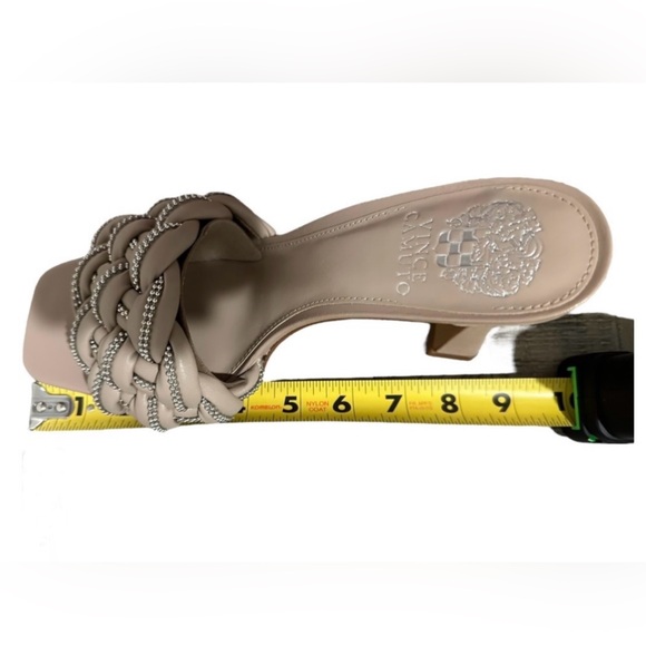 VINCE Camuto Rayley Sandal, Color: Taupe/Stone, size 8M - Picture 12 of 12